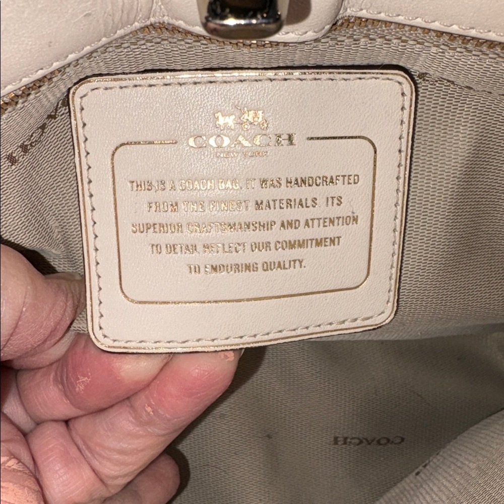 Coach Satchel Crossbody bag smooth leather cream/gold tone 4 turn locks EUC - Picture 16 of 17